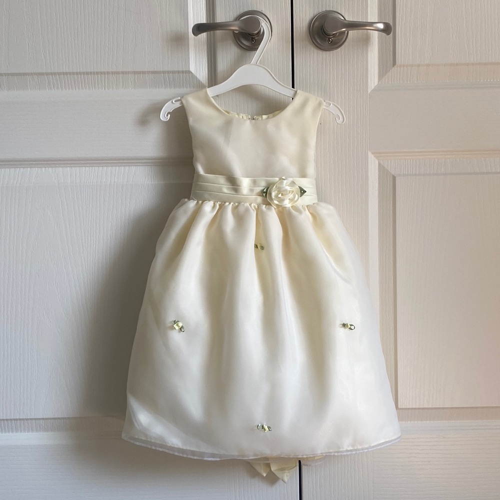 La Princess White Girls Dress